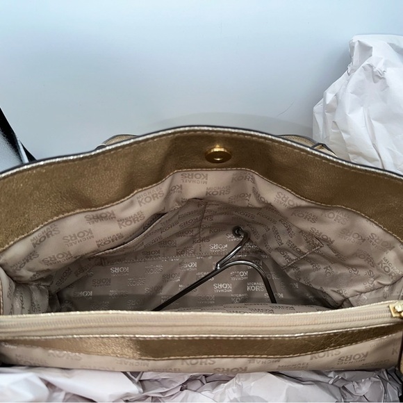 Michael Kors MK Satchel Tote Bag Pale Gold Hamilton Leather East West Large - Picture 12 of 16